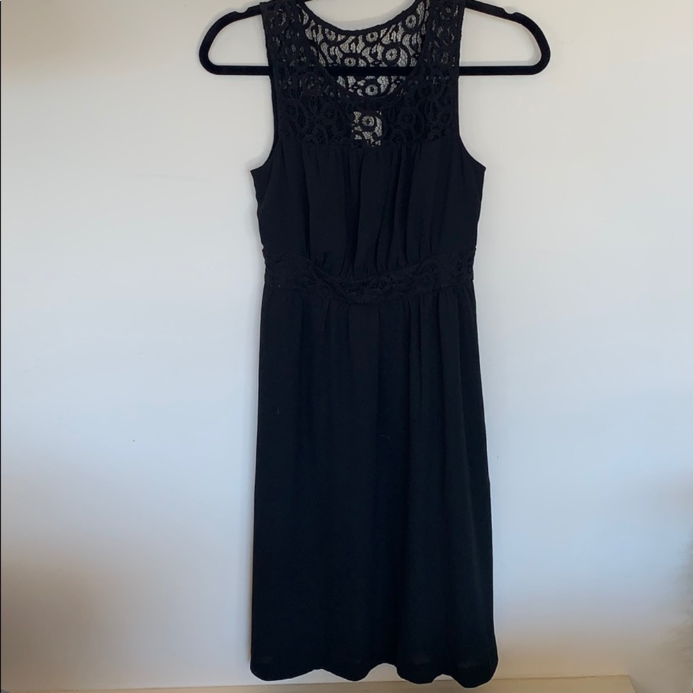 Anthropologie HD in Paris Black Sleeveless Dress